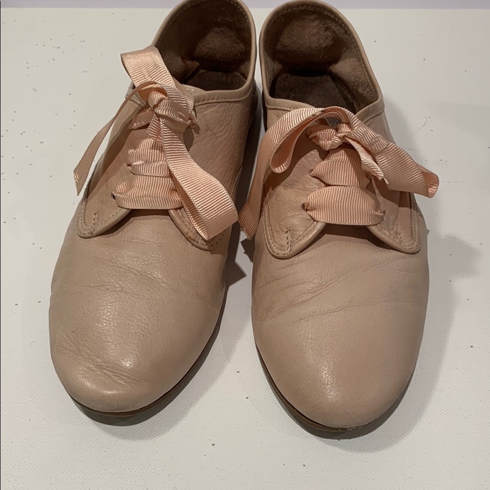 Women's Dusty Pink Lace-Up Shoes